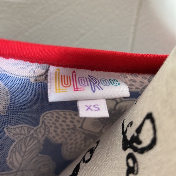 LuLaRoe Randy Top - Picture 4 of 5